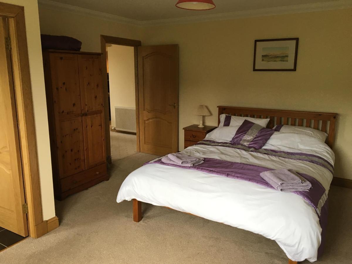 Wester Muirhouse Linlithgow Room photo